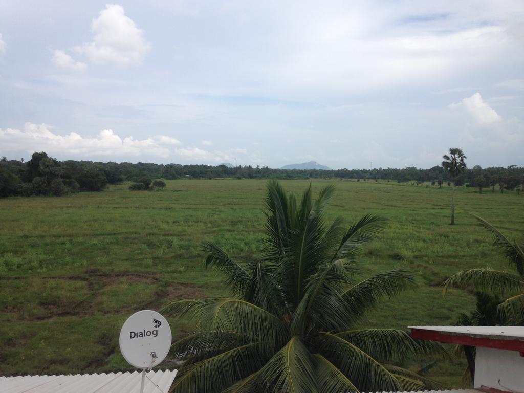 Serene View Tourist Rest Anuradhapura Exterior foto